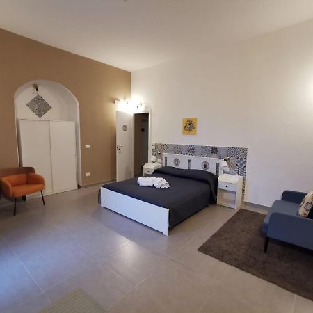 Hercules Suites Noto Exterior photo