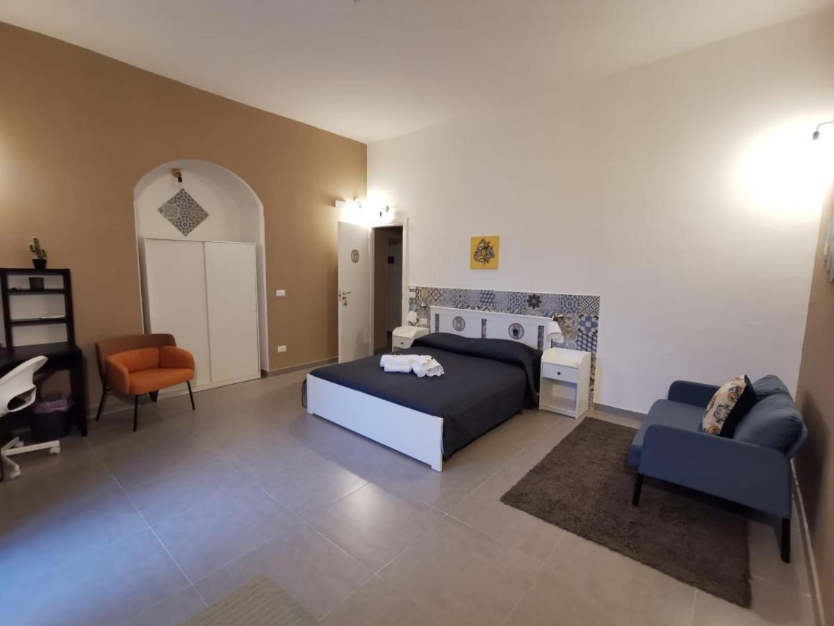Hercules Suites Noto Exterior photo